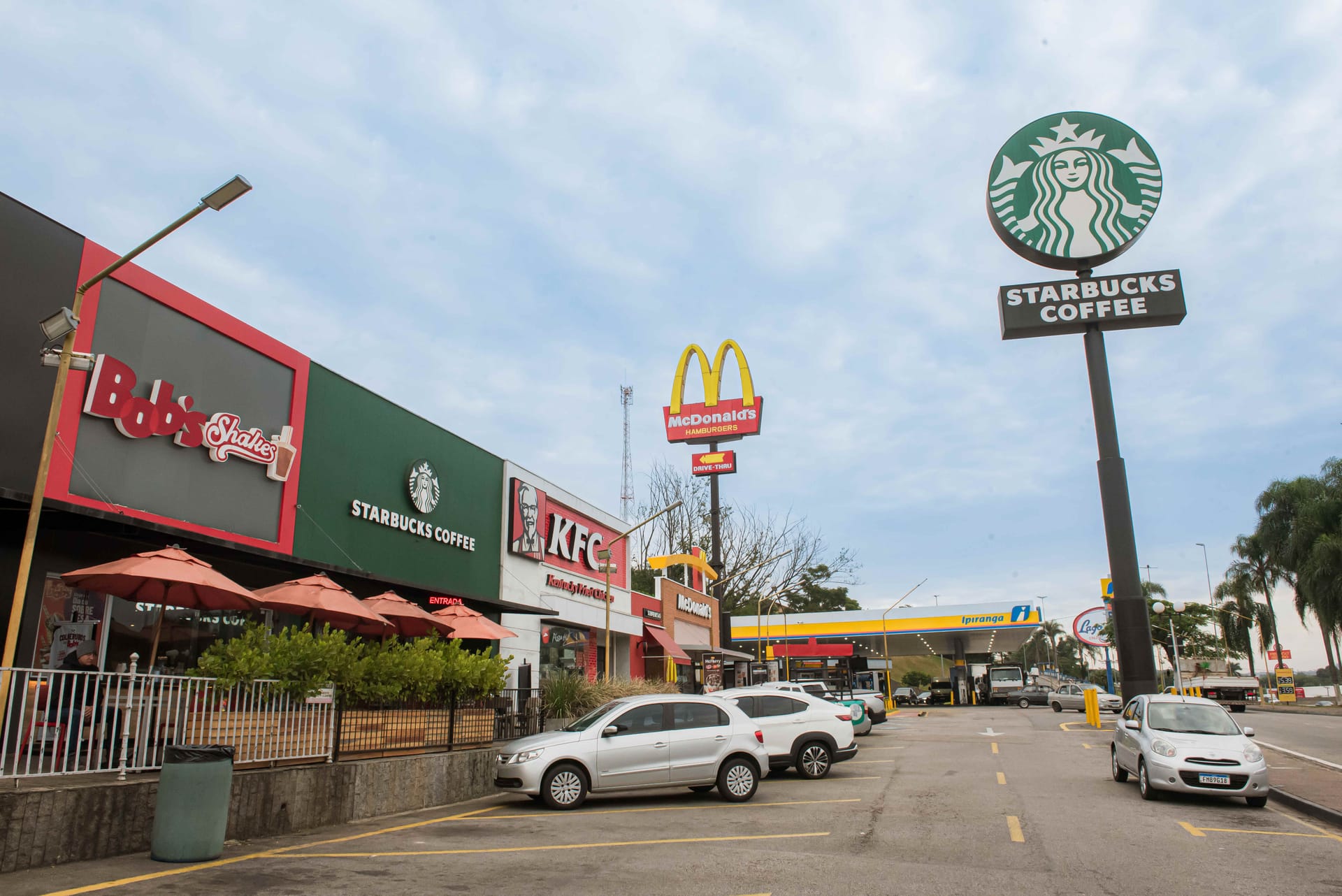 Mall Stations: more convenience for you